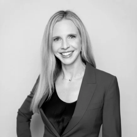 Laurie Schultz, CCIM