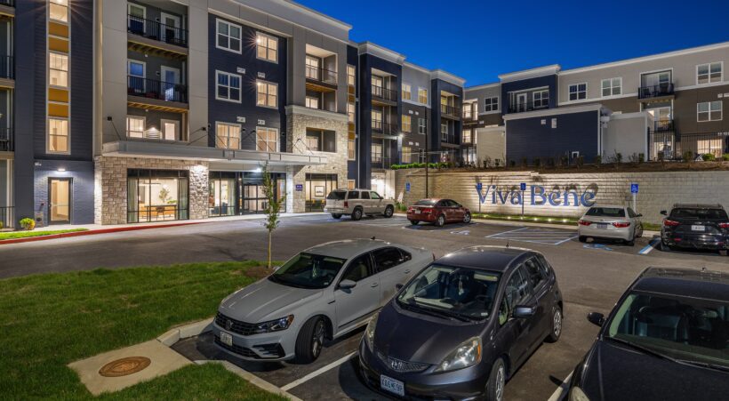 Viva Bene exterior at night